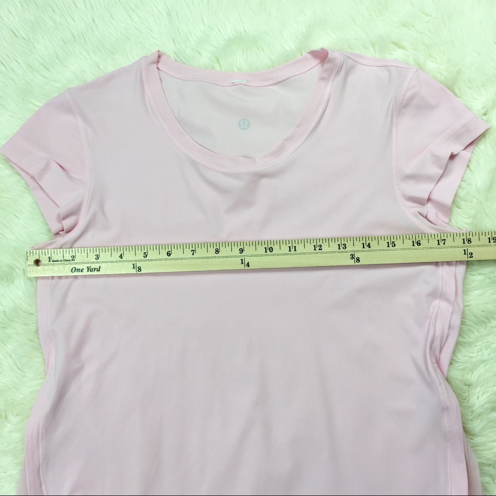 Lululemon Just Pleat It Short Sleeve Pearl Pink - Picture 4 of 7
